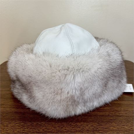 NEW Michael Kates Fur's Inc. Genuine Blue Fox Ladies Hat