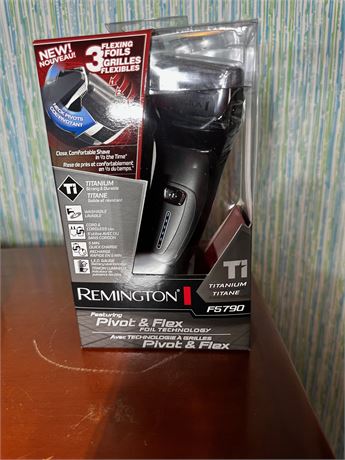New Remington Razor, and opened Razor Charger, cleaner