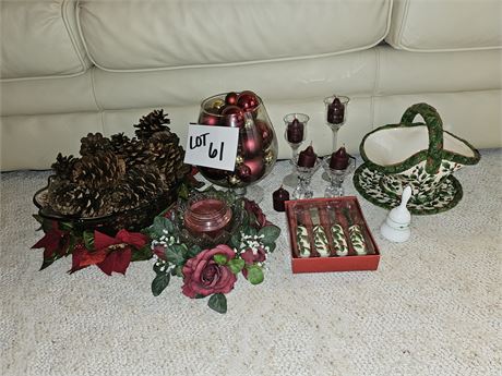 Mixed Christmas Decor: Candles / Ornaments & More