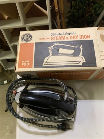 Deluxe GE Steam Dry Iron Model F90