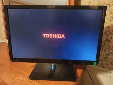 25" Toshiba TV w/Remote