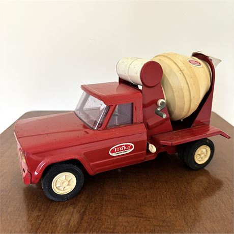 Vintage Tonka Pressed Steel Cement Truck - 9"