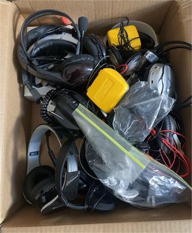 Headphone/Headset Cleanout Lot