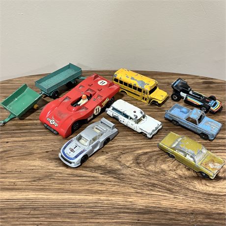 Lot of Vintage Die-Cast Cars