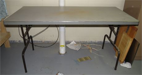 5' Folding Table