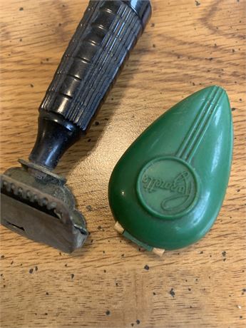 Vintage Razors and Eye Glasses
