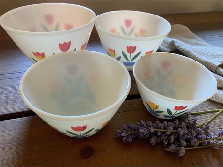 Vintage Fire King Milk Glass Tulip Mixing Bowl Set of 4 With Original Box