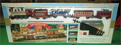 Dickensville Christmas Train