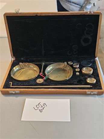 India Brass Scale With Weights