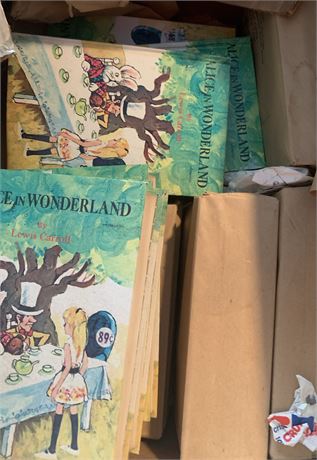 Whitman Classics Alice In Wonderland Book Lot