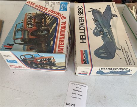 International Offroad Scout SSII & Helldiver SB2C Model Car Kits