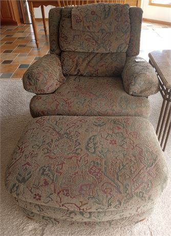 La-Z-Boy Chair & Ottoman