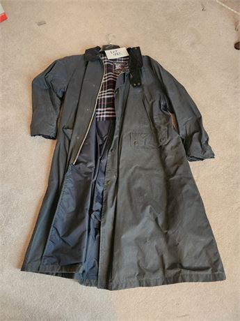 Burberry Saks 5th Ave Full-Length Rain Coat - Size L-XL