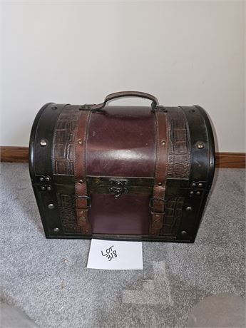 Wood Treasure Box With Boyd Tea For Three Bear, Royal Winterfest,Photo Album & M