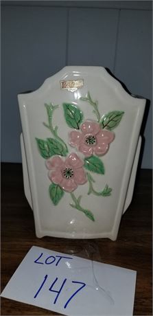 Hull Pottery Magnolia Vase