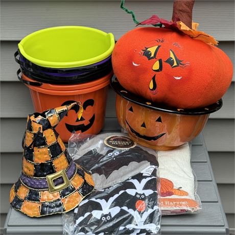 Halloween Decor - Annalee Pumpkin, Linens, Ceramic Bowl and More