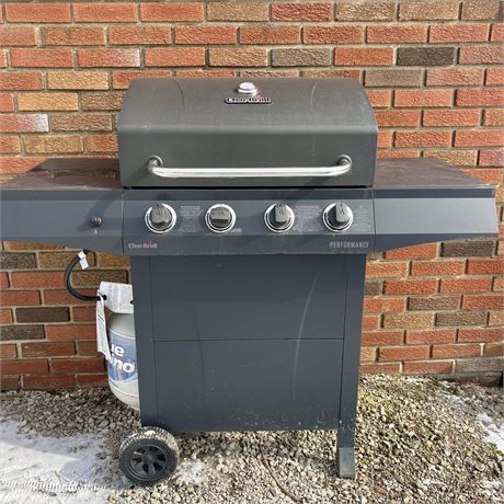 Char-Broil Performance Series Gas Grill