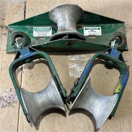 Greenlee Tray-Type Sheave (659) w/ Hook Type Cable Sheaves