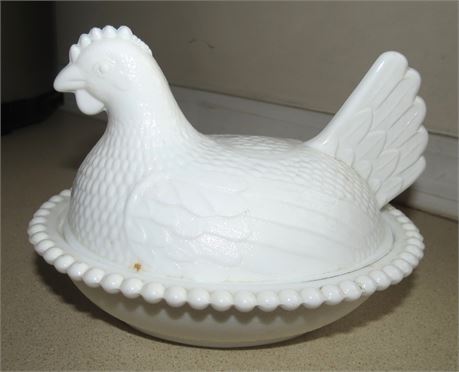 Westmoreland Milkglass Hen On Nest