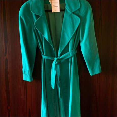 1970s Emerald Green Ultrasuede Microfiber Belted Trench Coat Size 6 Made in USA