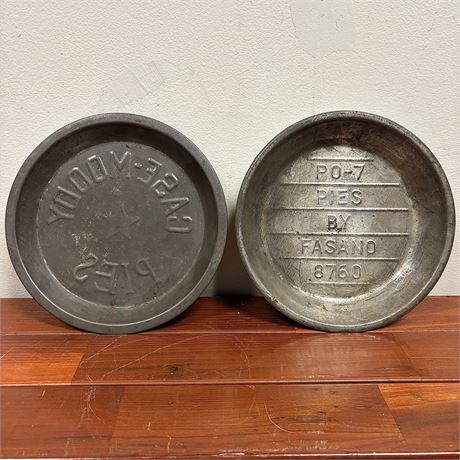 Old Case Moody and Fasano Tin Metal Pie Pans