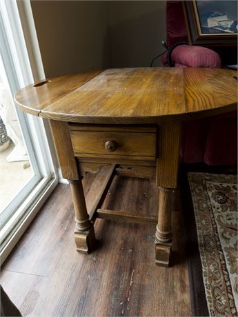 Oak Drop Leaf Side Table