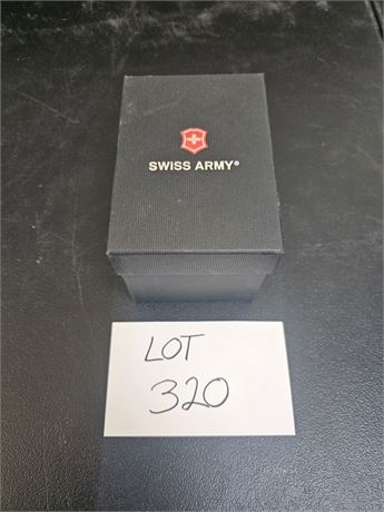Swiss Army Brand Model 24251 Men's Wristwatch With Box