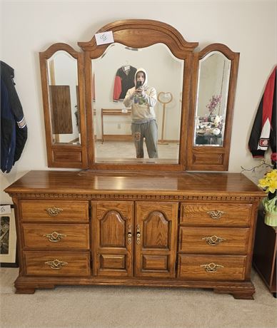 Vintage Sumter Cabinet Co Wood Dresser & Tri-folding Mirror