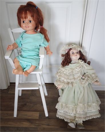 Dolls/ Doll Chairs