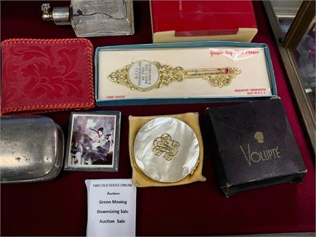 Volupte Mother of Pearl Compact, Asian Compact Address Book, Cardholder
