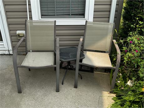 Outdoor Chairs and Side Table