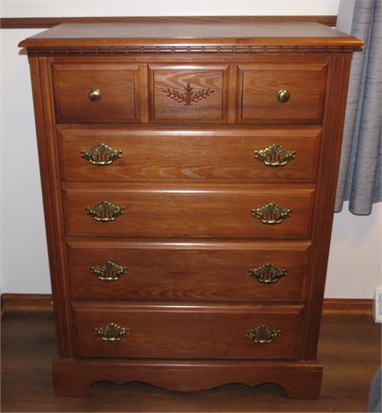 Broyhill Chest Of Drawers