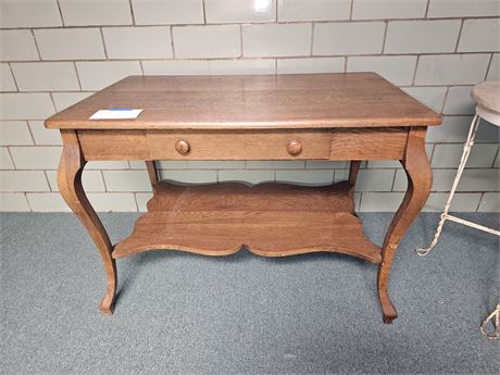 Antique Craftsman Quarter Sawn Oak Table