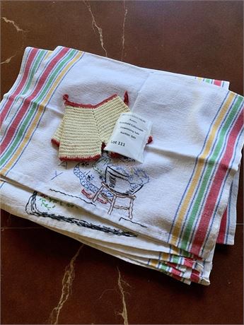 Vintage Days of the Week Embroidered Placemats & Crocheted Bloomers Pot Holders