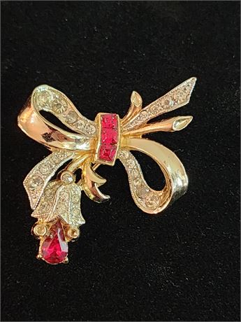 Cora Vintage Rhinestone Brooch