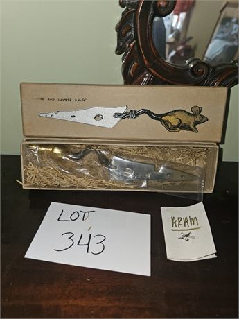 Aram Mouse & Cheese Knife in Box Like New