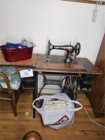 Antique Singer Sewing Machine with Wood Sewing Table & Sewing Implements