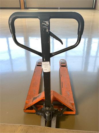 Warehouse Pallet Jack (Works)