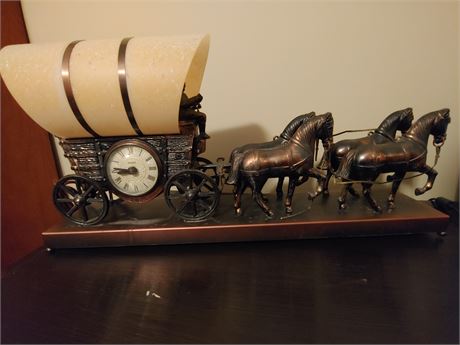 Vintage United Clock 550 Four Metal Horses Pulling a Covered Wagon (Lamp)