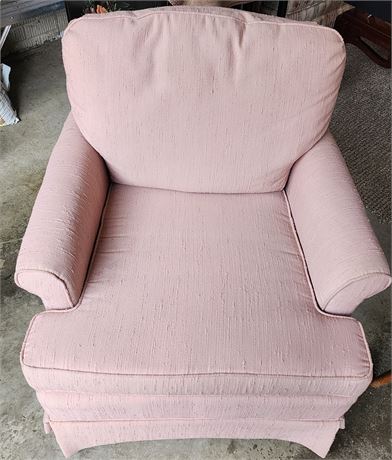 Small Light Pink Sitting Chair