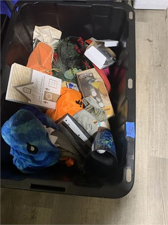 Clean Out Includes Bin