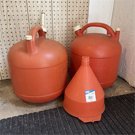 Eagle 5 Gallon Plastic Gas Cans and Funnel