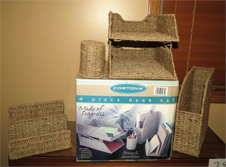 Cortona 4 Pc Desk Set