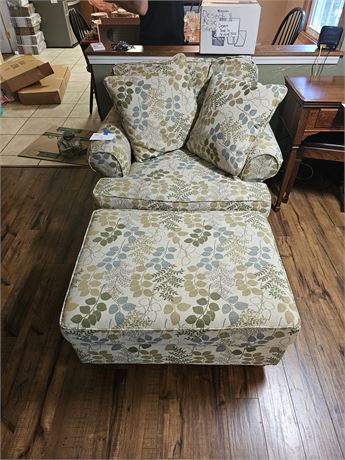 Classic Home by Levin Furniture Leaf Pattern Big Comfy Chair with Matching Ottom