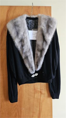 Vintage Black Waist Sweater With Fur Collar & Rhinestone Clasp