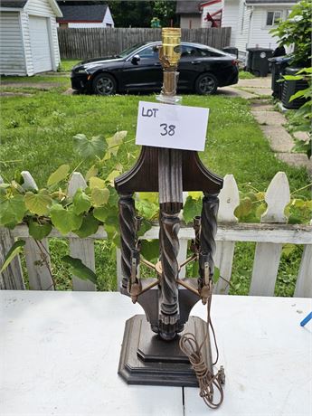 Vintage Wood 5 Light Table Lamp
