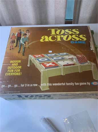 Vintage Toss Across Tic Tac Toe Bing Bag Game In Original Box 1970s