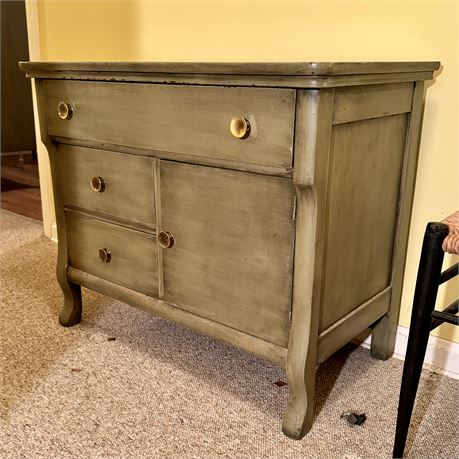 Antique Dry Sink Cabinet - 28"T x 34 x 19"