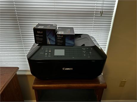 Canon Pixma Printer, scanner, fax machine and extra ink