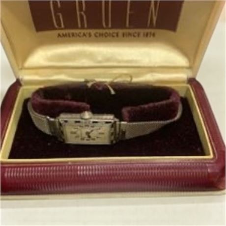 Gruen Art Deco Ladies  Rectangular Face Wristwatch15 Jewel 14K W/Metal Band